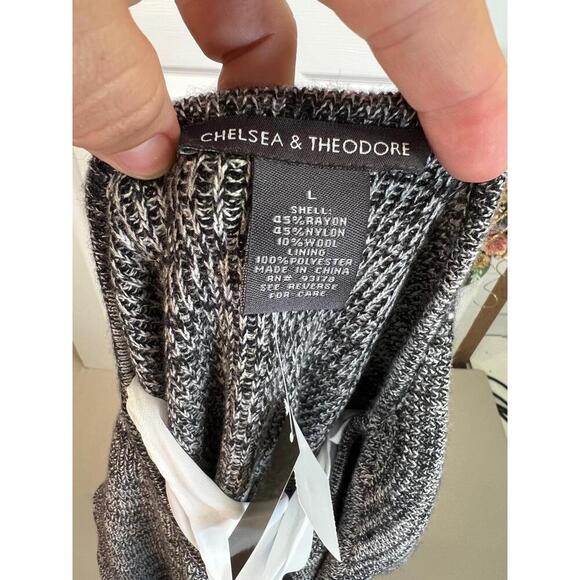 Chelsea & Theodore Sweater Grey Size L White Layered Top Semi Sheer Hem - Picture 7 of 14